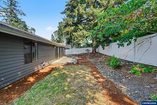 2230 Justice Way Ct S, Salem, OR 97302