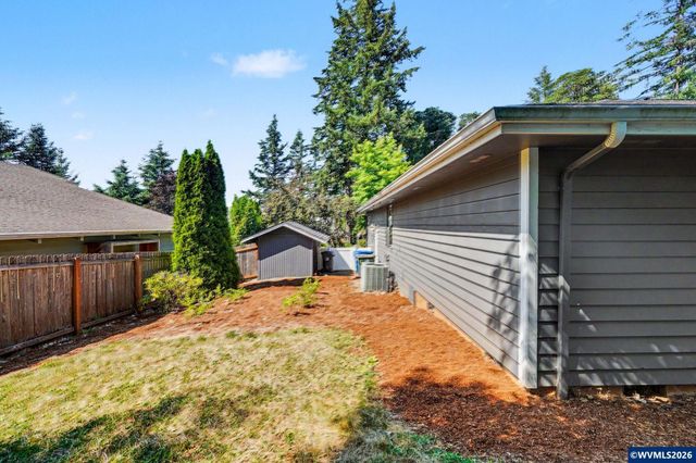 2230 Justice Way Ct S, Salem, OR 97302