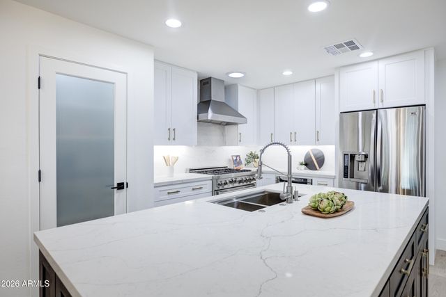 4235 N 35TH Way, Phoenix, AZ 85018