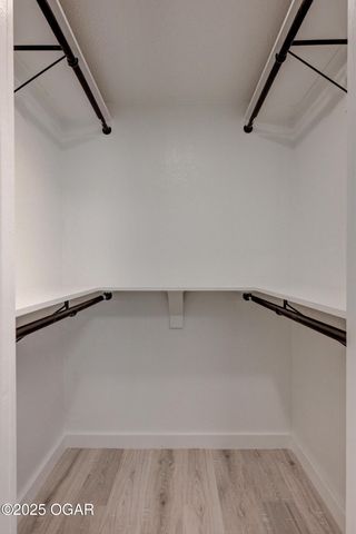 1511 E 5th Street, Joplin, MO 64801