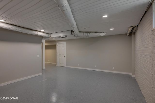 1511 E 5th Street, Joplin, MO 64801