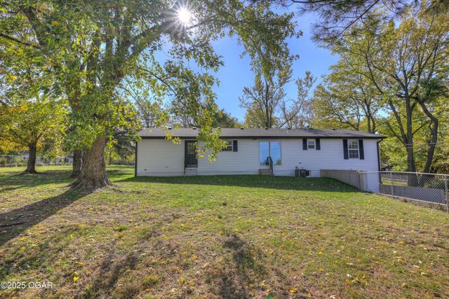 1511 E 5th Street, Joplin, MO 64801