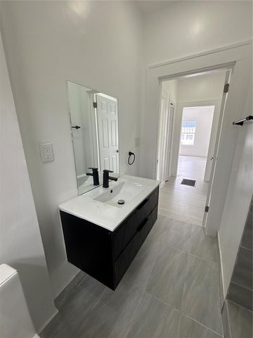 4519 5TH AVENUE S, St Petersburg, FL 33711