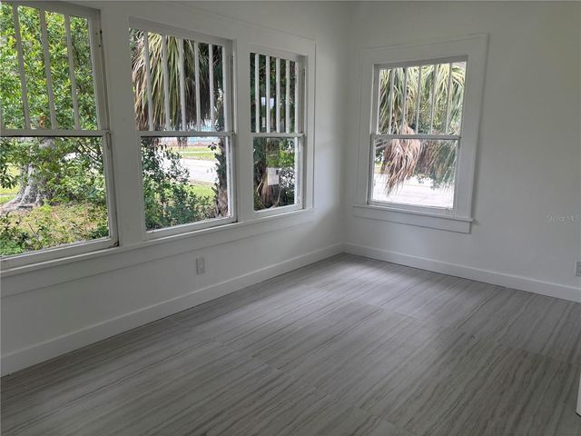 4519 5TH AVENUE S, St Petersburg, FL 33711