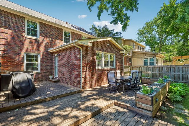 4724 Pleasant Street, Des Moines, IA 50312