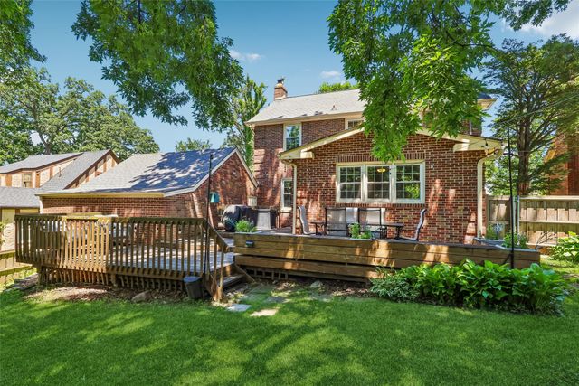 4724 Pleasant Street, Des Moines, IA 50312