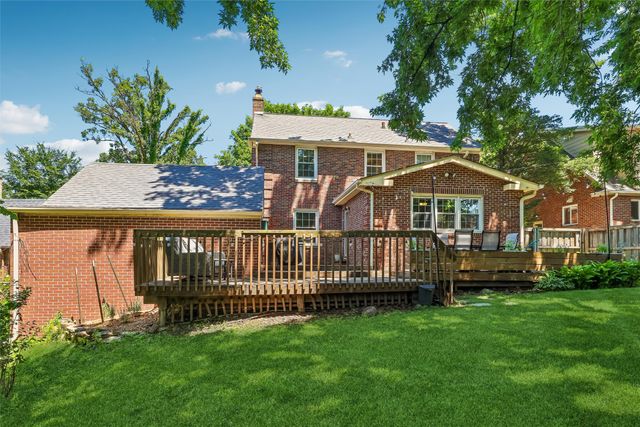 4724 Pleasant Street, Des Moines, IA 50312