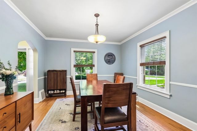 4724 Pleasant Street, Des Moines, IA 50312