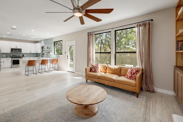 4700 Destinys Gate DR, Austin, TX 78727
