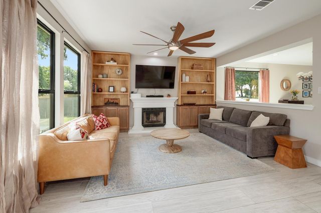 4700 Destinys Gate DR, Austin, TX 78727