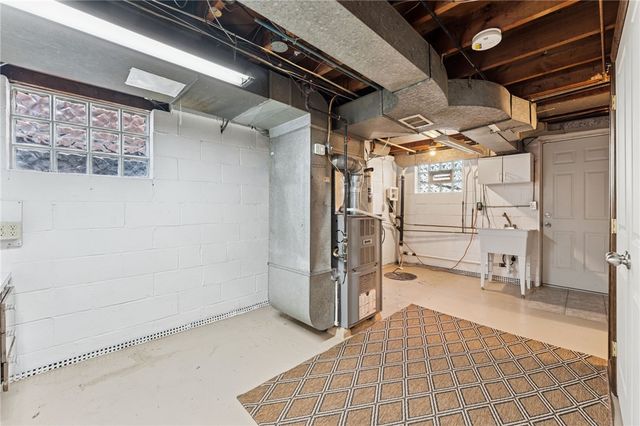 1417 Riverview Dr, Verona, PA 15147