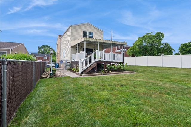1417 Riverview Dr, Verona, PA 15147