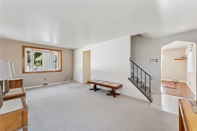 1417 Riverview Dr, Verona, PA 15147