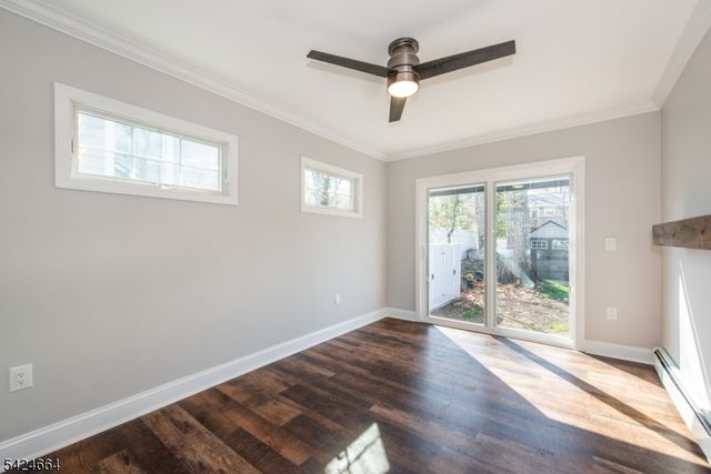 91 Beechwood Dr, Wayne Twp., NJ 07470