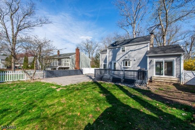 91 Beechwood Dr, Wayne Twp., NJ 07470