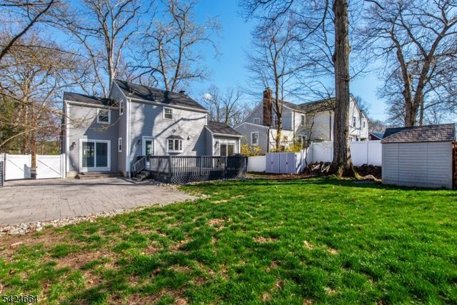 91 Beechwood Dr, Wayne Twp., NJ 07470