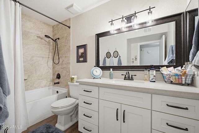 4120 W HELENA Drive, Glendale, AZ 85308