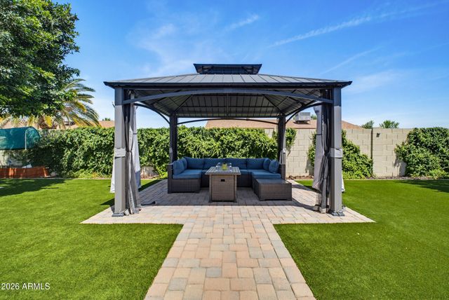 4120 W HELENA Drive, Glendale, AZ 85308