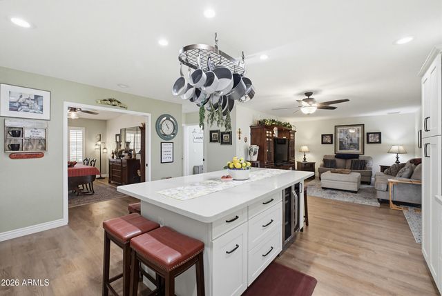 4120 W HELENA Drive, Glendale, AZ 85308