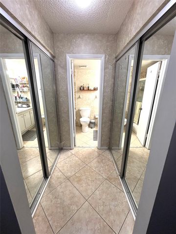 737 SE 1st Way 302, Deerfield Beach, FL 33441