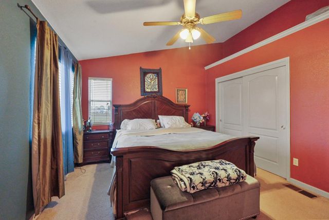 938 Zina Ln, Turlock, CA 95380