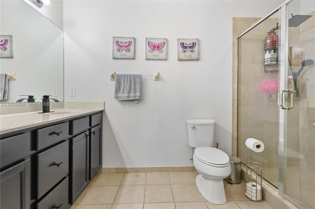 3337 W 91st Ter, Hialeah, FL 33018