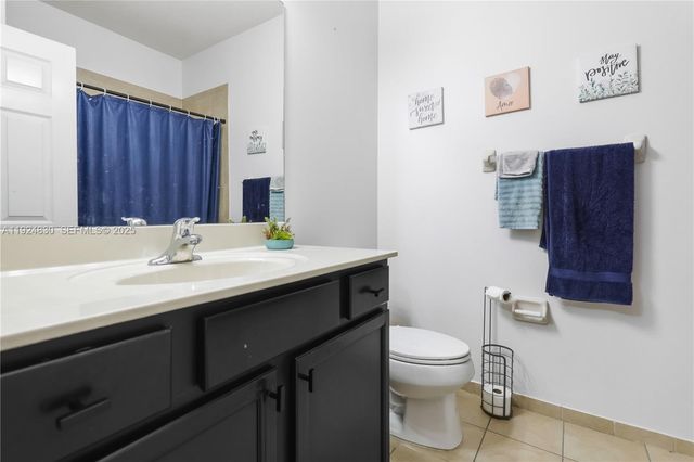 3337 W 91st Ter, Hialeah, FL 33018