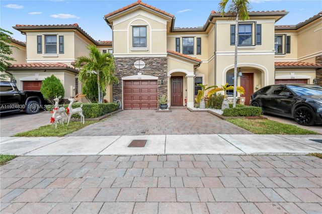 3337 W 91st Ter, Hialeah, FL 33018