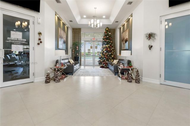 3337 W 91st Ter, Hialeah, FL 33018