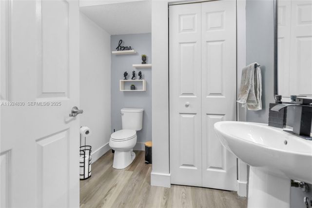 3337 W 91st Ter, Hialeah, FL 33018