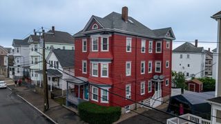 496 Bolton St, New Bedford, MA 02740