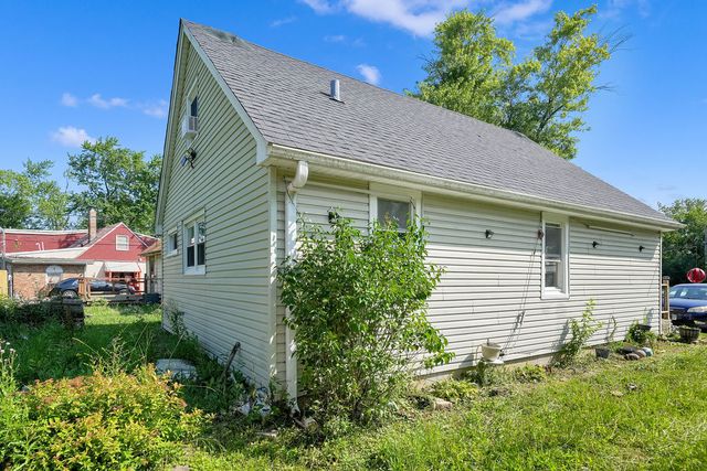 16612 Geneva Drive, Harvey, IL 60426