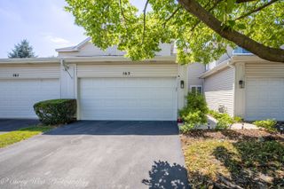 163 N Barton Trail, Batavia, IL 60510