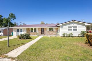 1652 Sunny Hills Boulevard, Chipley, FL 32428