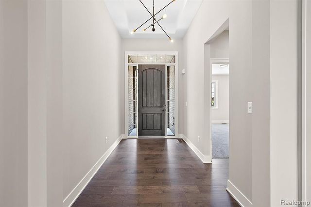 54660 Chesterfield Rd, Chesterfield Township, MI 48051