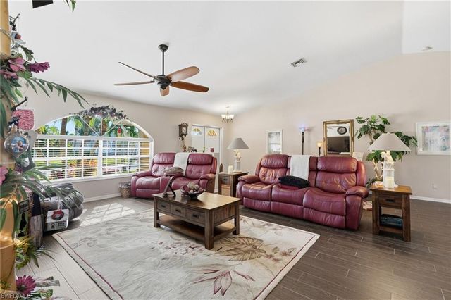 8867 Staghorn WAY, Fort Myers, FL 33908