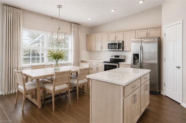 8867 Staghorn WAY, Fort Myers, FL 33908