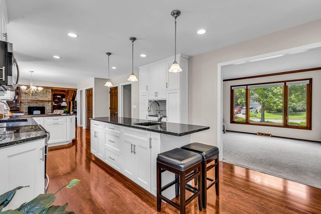 833 Bluffway Drive, Columbus, OH 43235