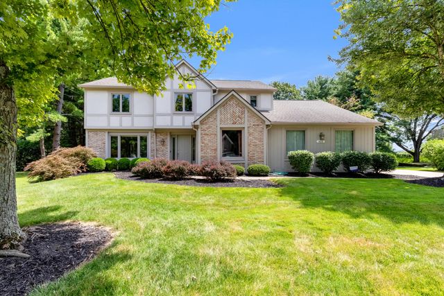 833 Bluffway Drive, Columbus, OH 43235