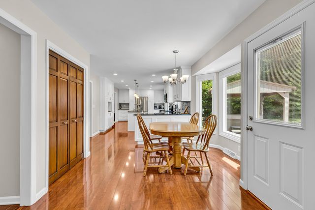833 Bluffway Drive, Columbus, OH 43235