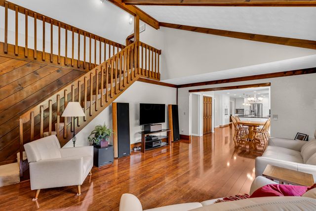 833 Bluffway Drive, Columbus, OH 43235