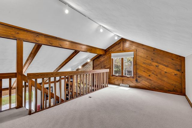 833 Bluffway Drive, Columbus, OH 43235