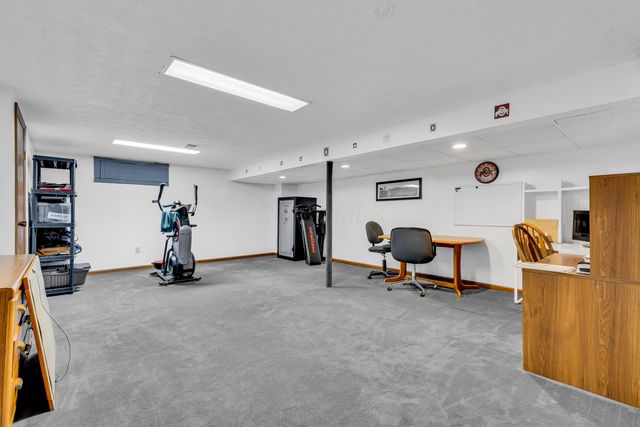 833 Bluffway Drive, Columbus, OH 43235