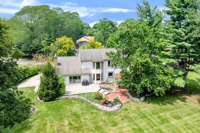833 Bluffway Drive, Columbus, OH 43235