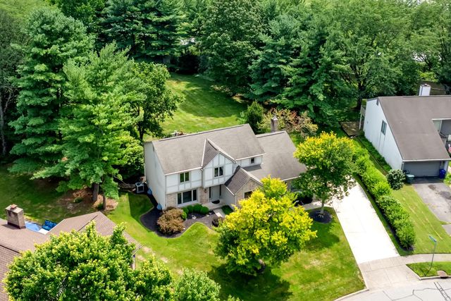 833 Bluffway Drive, Columbus, OH 43235