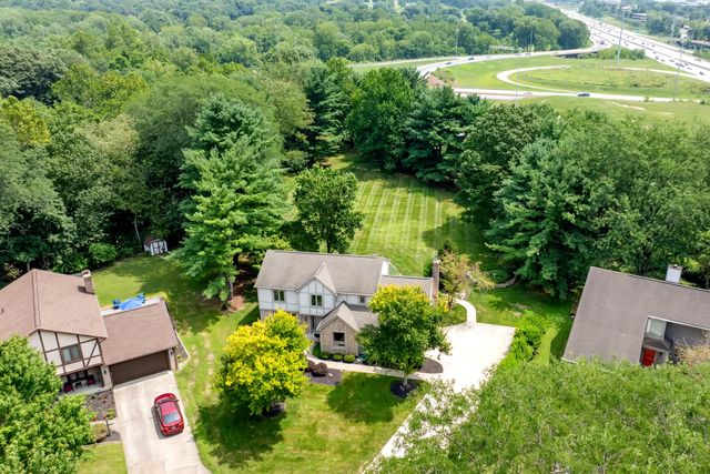 833 Bluffway Drive, Columbus, OH 43235