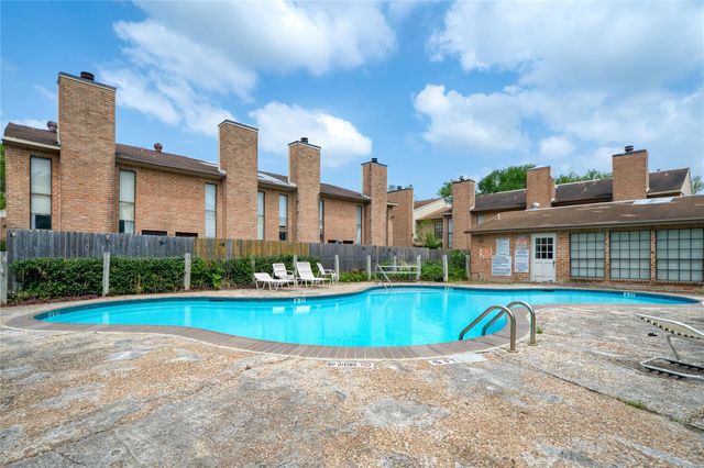 10912 Gulf Freeway 28, Houston, TX 77034