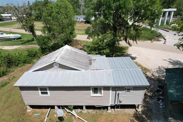18242 La Trace Rd, French Settlement, LA 70733