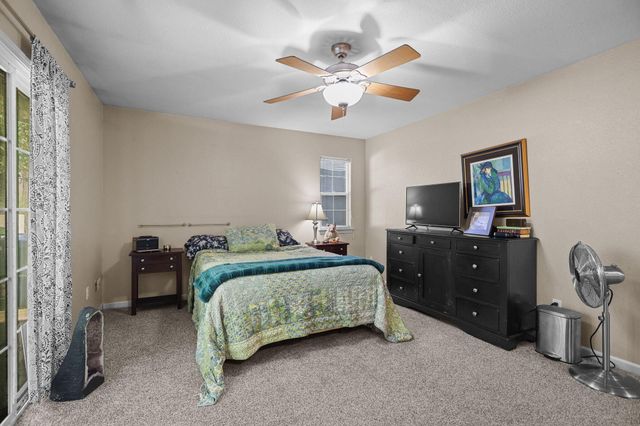 720 Stonebriar Trail, Redding, CA 96003