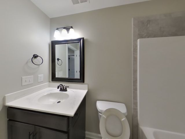 365 Winter Terrace Ln, Clarksville, TN 37040